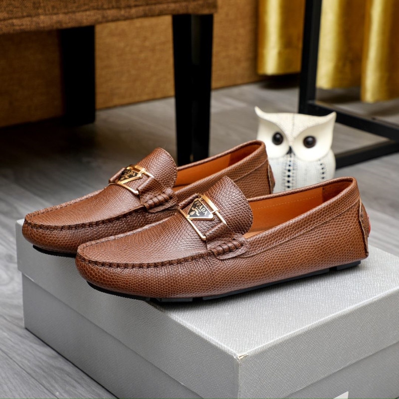 Pra*a leather shoes